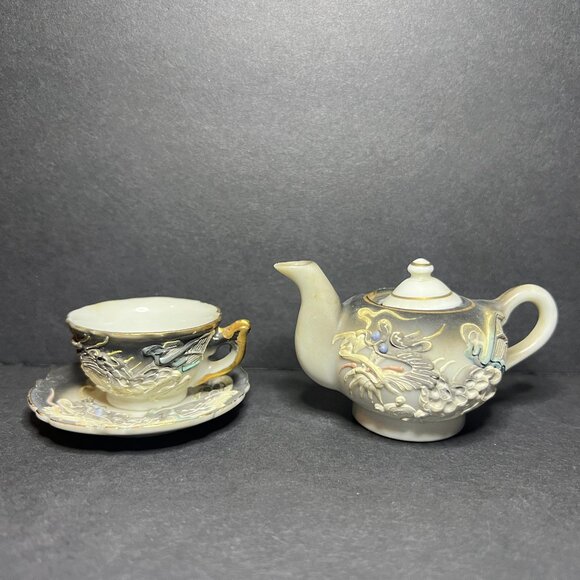 Vintage 4pc Mini Asian Style Dragon Ware Tea Set - Teapot, Lid, Plate & Teacup - Picture 1 of 10